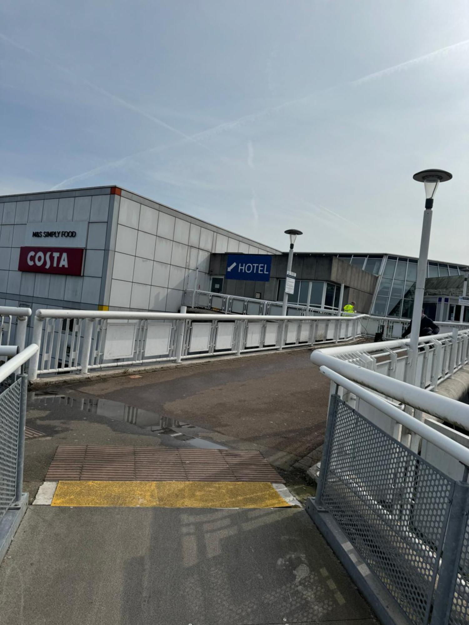 آفلي Thurrock Hotel M25 Services المظهر الخارجي الصورة
